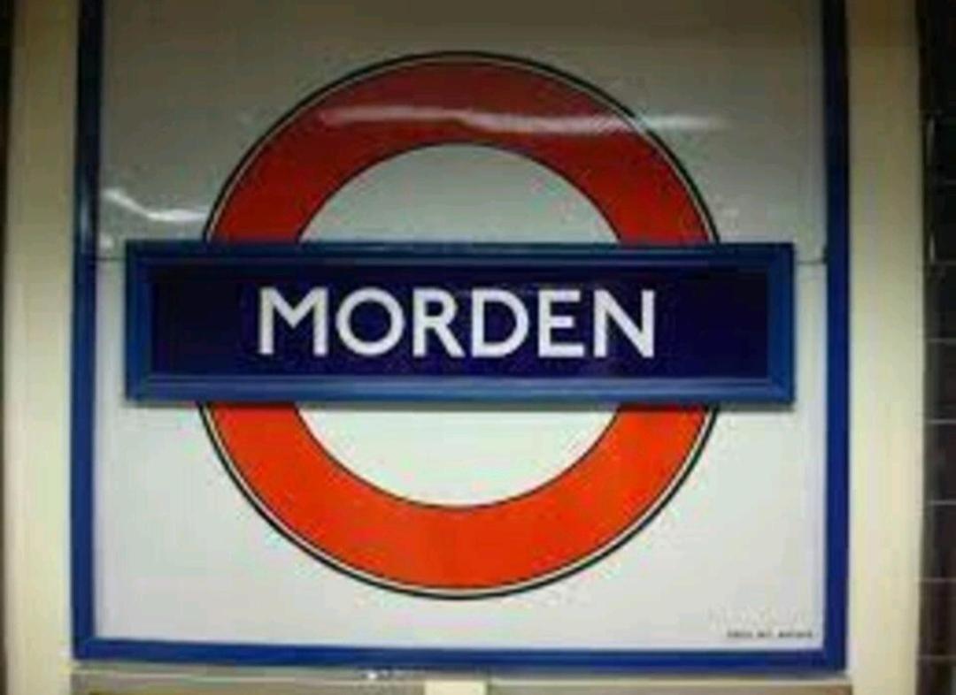 Lovely 4 Bed With Ensuite Free Wifi Off Street Parking In Sutton Morden  外观 照片